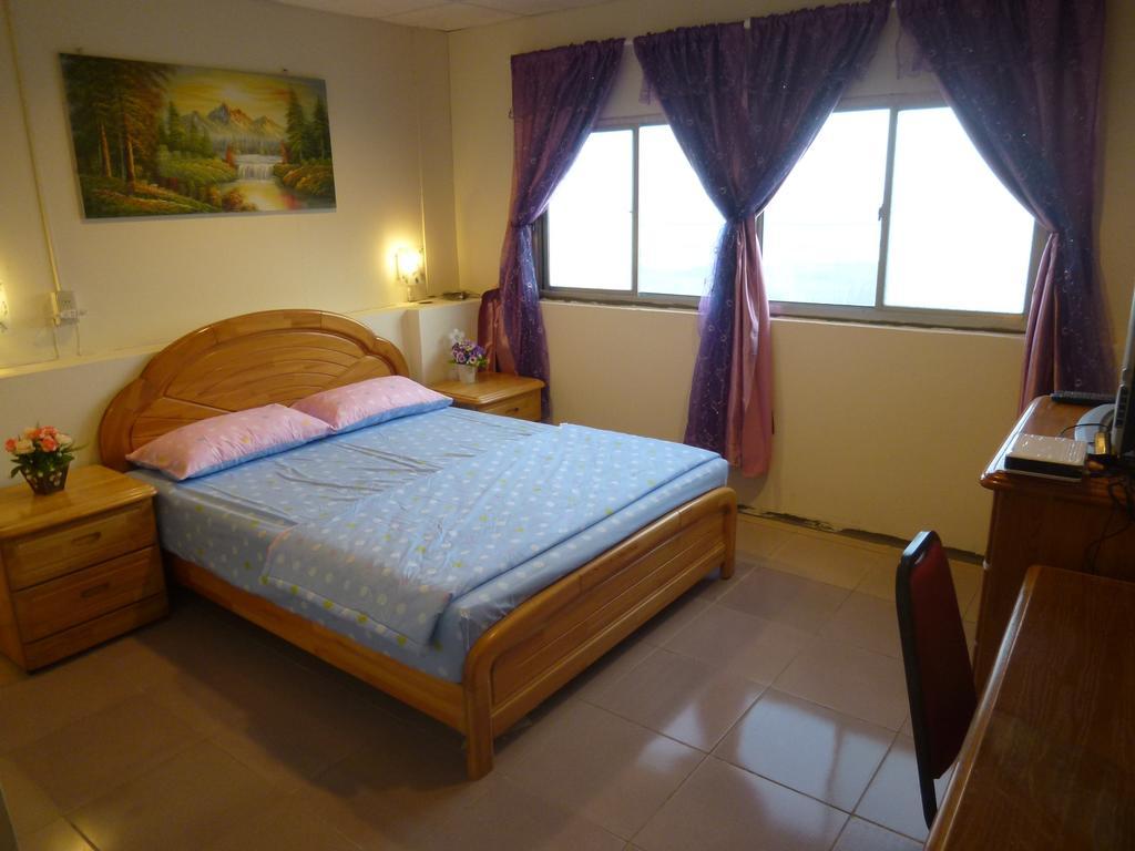 Sun Moon Star Hostel Budai Luaran gambar