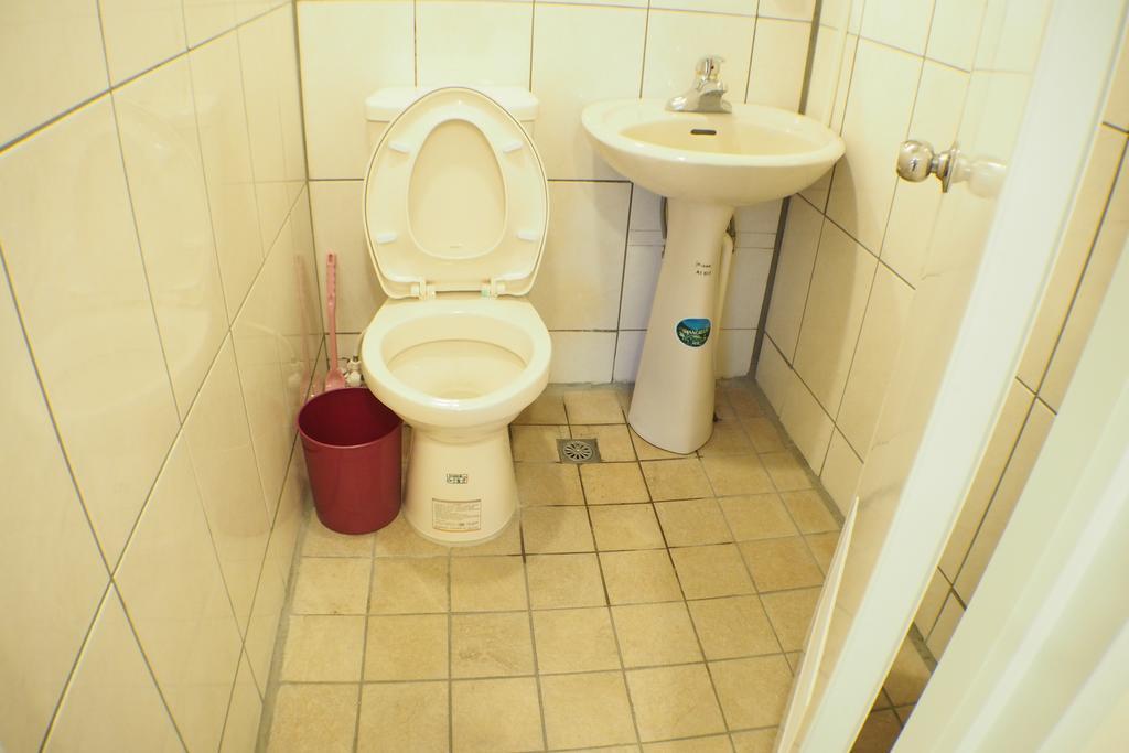 Sun Moon Star Hostel Budai Luaran gambar