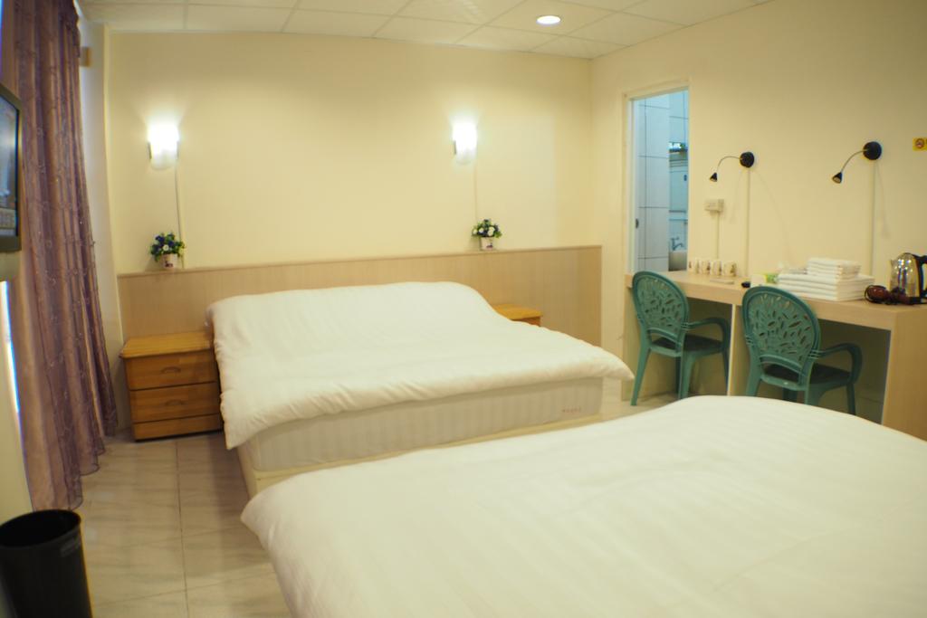 Sun Moon Star Hostel Budai Luaran gambar